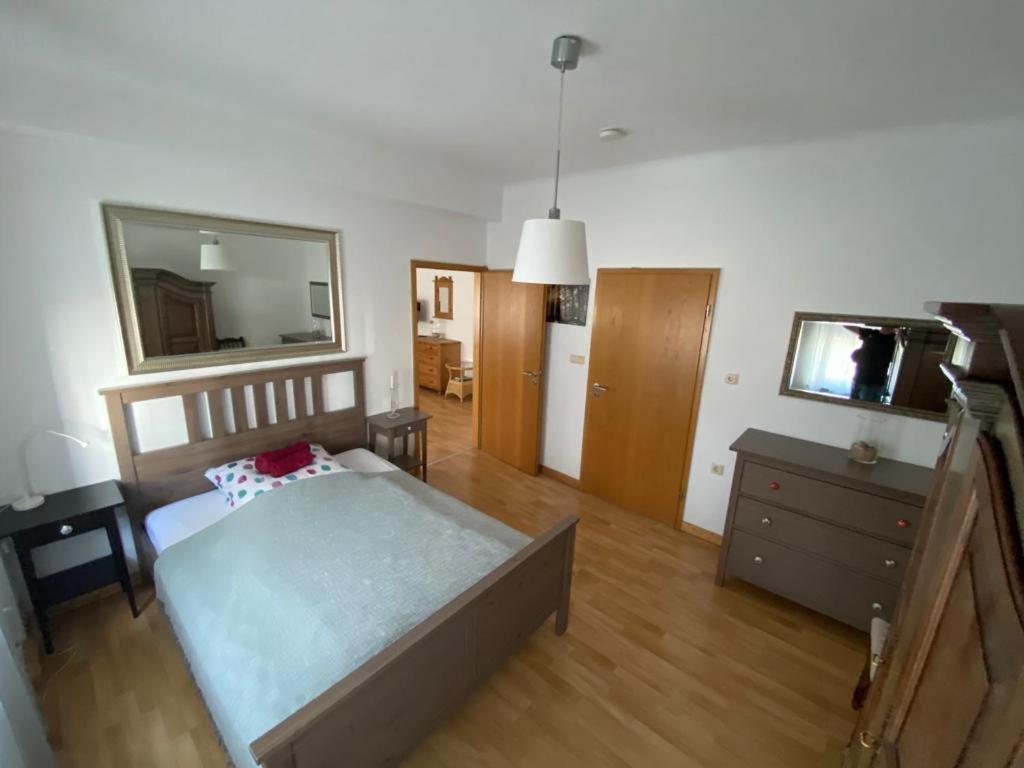Ferienwohnung am Theo Carlen Platz Ormesheim Exterior foto